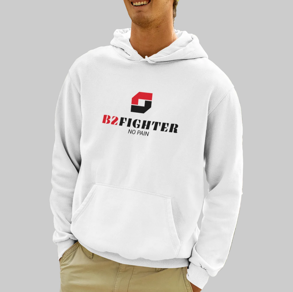 Weiße B2FIGHTER Hoodie mit Kapuze, Kängurutasche und Logo auf der Brust
